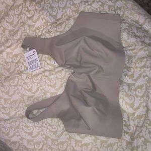 NWT Lululemon 38DD Bra